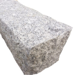 Granit Palisade überspitzt grau (12 × 12 cm) – verschiedene Höhen – Bild 2