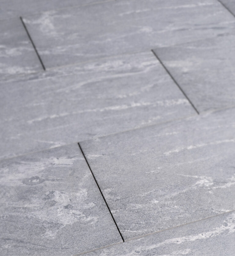 Feinsteinzeug-Platte Negro Santiago