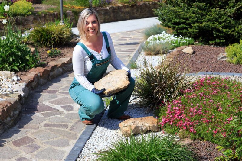 Gartentrend 2026 mit Naturstein Steingarten umsetzen